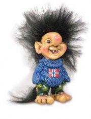 Troll ve svetru s vlajkou - Mini Geir